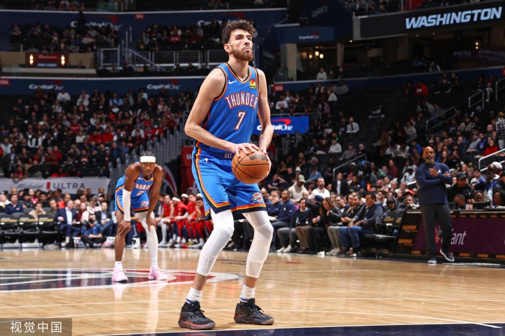 面的球场视 面的球场视